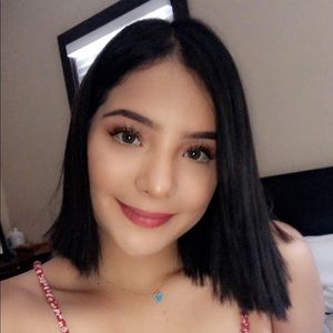 Meet your Posher, Jenifer